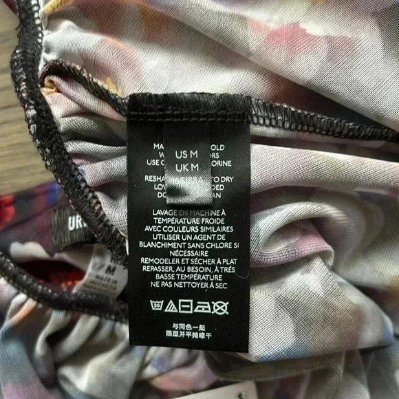 ✨🆕Urban Outfitters🆕✨  | Purple floral carried away blouse - Picture 14 of 15